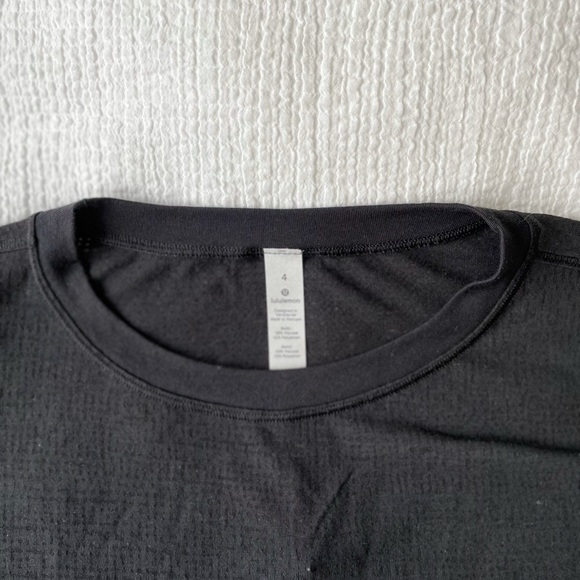 LULULEMON Sneak Out Short Sleeve - Picture 5 of 6